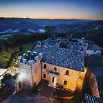 Aparthotel Castello Di