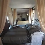 Castello Di Apartahotel Giomici