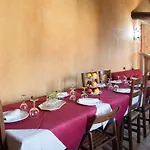 Castello Di Апарт-отель Giomici