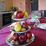 Apartahotel Castello Di Giomici