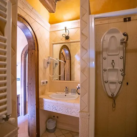 Aparthotel Castello Di 4*