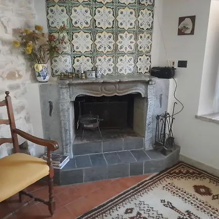 Castello Di شقة فندقية 4*