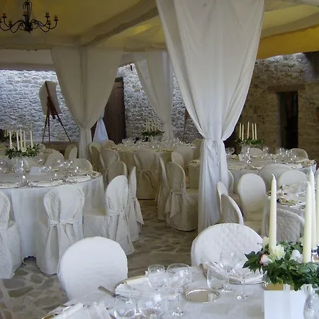 شقة فندقية Castello Di 4*