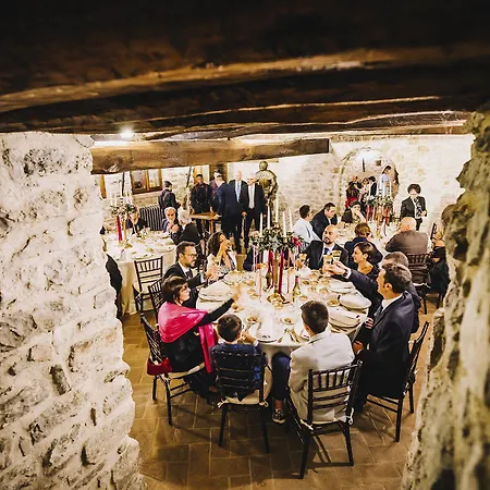 Castello Di 4* Giomici