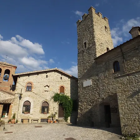 Castello Di 아파트호텔 Giomici