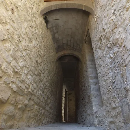 아파트호텔 Castello Di 4*