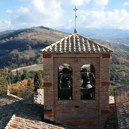 Castello Di 4* Giomici