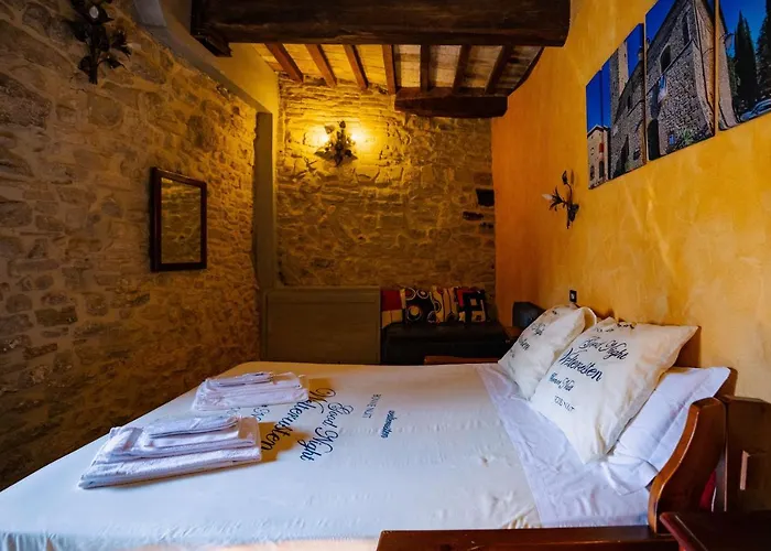 Castello Di Apartahotel