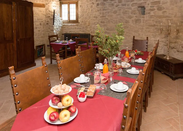 Castello Di Aparthotel Giomici