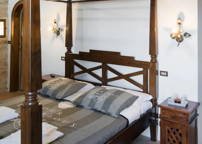 Castello Di Apartahotel