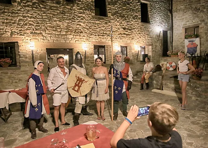 Castello Di Apartahotel Giomici