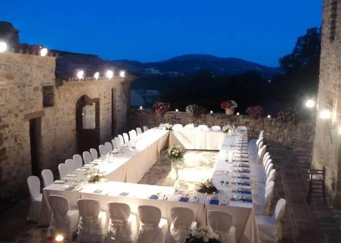 Castello Di 4* Giomici