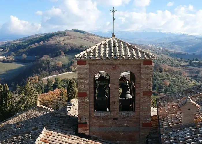 Castello Di 4* Giomici